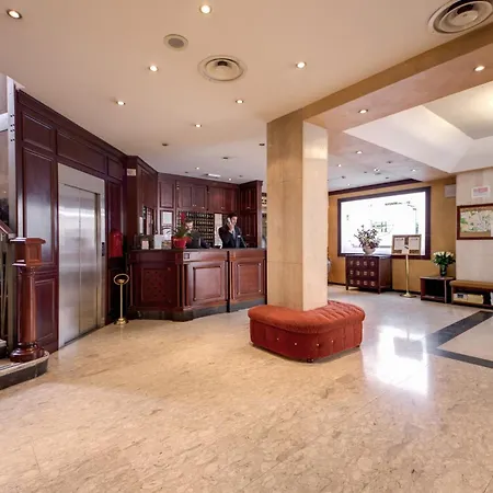 Hotel Pacific